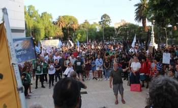 Fuerte repudio de los gremios al incremento salarial del Gobierno