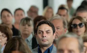 Otra baja en el gobierno provincial en medio de un papelón 