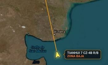 Estallido lumínico: lluvia de fuego en Río Negro