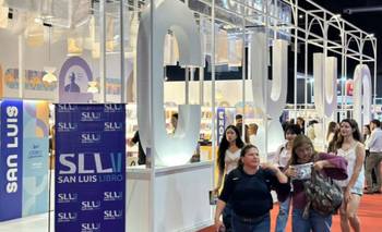 San Luis escribe su paso por la Feria del Libro con poca gente y viáticos desmesurados