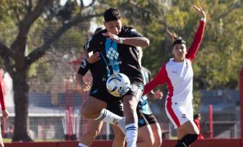 Las chicas de San Luis FC perdieron con Independiente en Villa Domínico