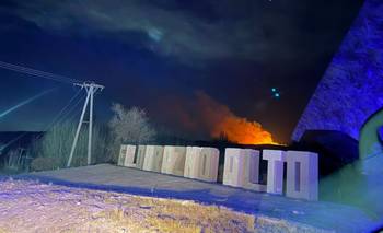 Un incendio en El Durazno Alto estuvo activo toda la noche