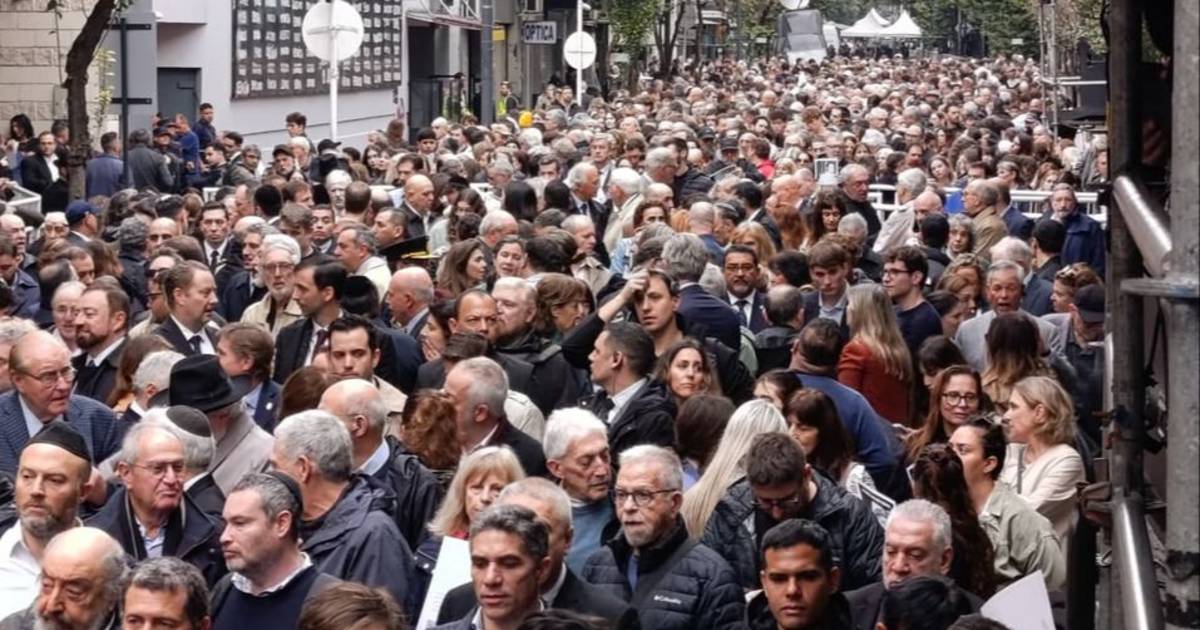 A 32 años del atentado a la AMIA, dicen que la causa está "estancada o cajoneada"