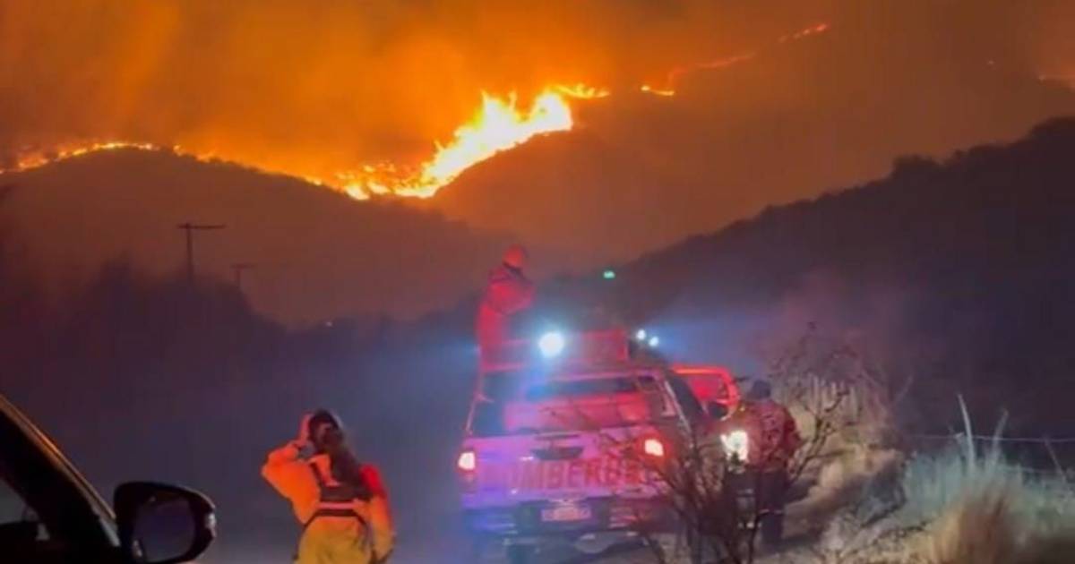 Ascienden a 7 mil las hectáreas arrasadas por el fuego en las sierras puntanas