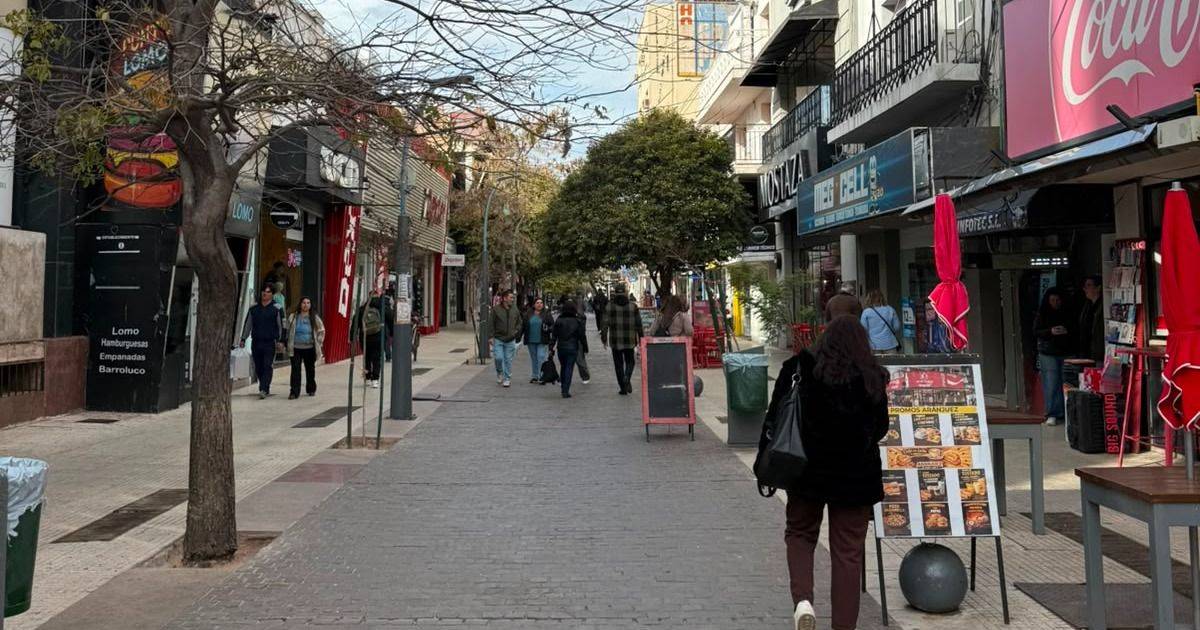 Comerciantes le piden al gobernador que revea la prohibición de vender alcohol