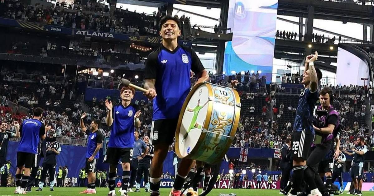 Con bombos, la Selección y Messi se citan con la historia y con España