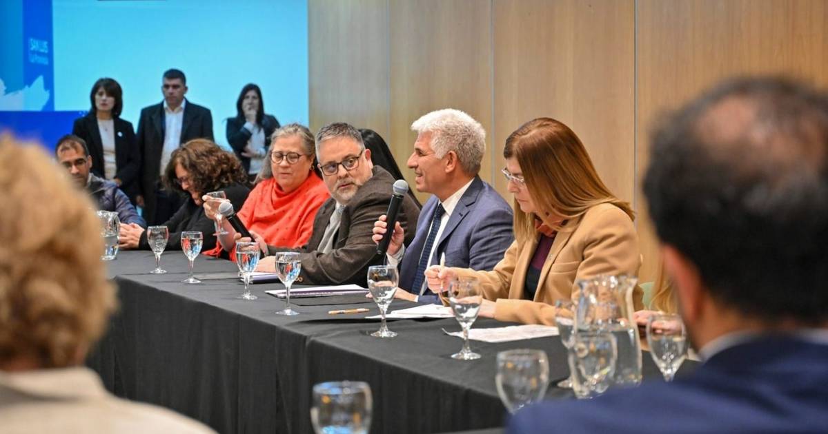El Caburé y una lectura inevitable: la presencia de la mesa judicial