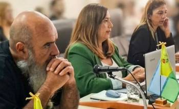 Piden auditar la pauta de Merlo tras dudas por partidas millonarias y redes sociales
