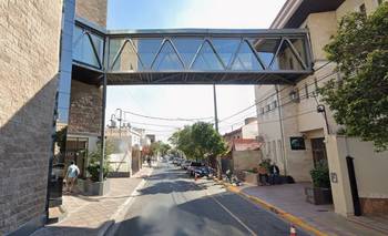 Apuñalaron al novio de una mujer en la clínica Cerhu y buscan al presunto agresor