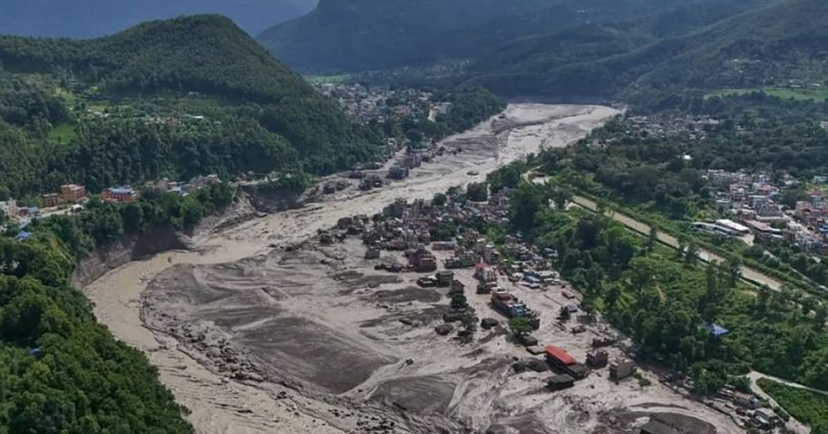 Nepal lanzó una nueva alerta meteorológica tras el temporal que dejó más de 580 muertos