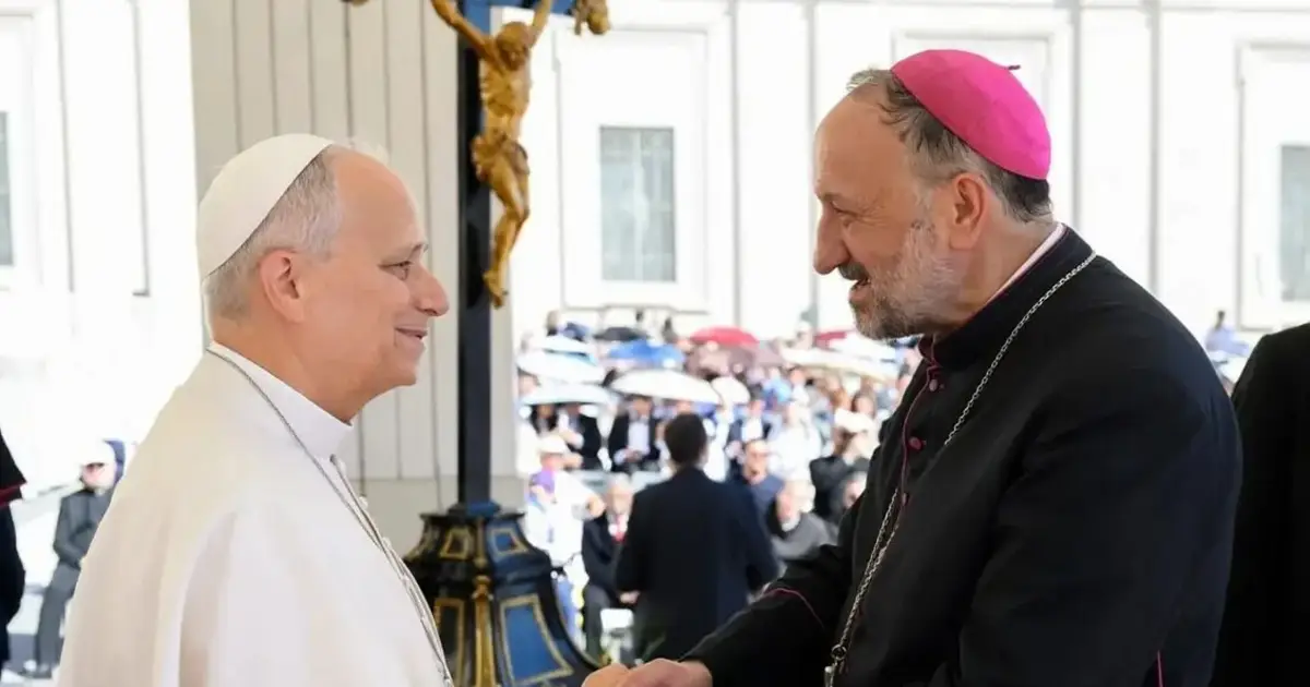 Por medio del obispo, la situación pastoral de San Luis llegó a León XVI