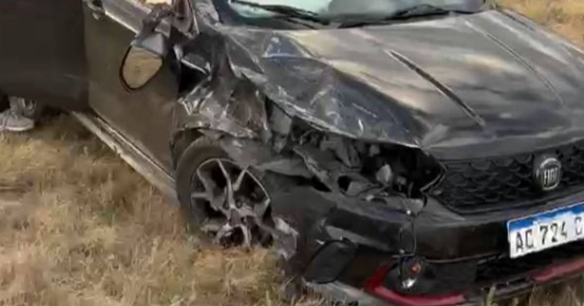 Choque en un complicado cruce frente a Terrazas del Portezuelo