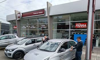 Para cumplir el sueño de llegar al 0 KM: un paseo en los vehículos Fiat de "Familia Parra"