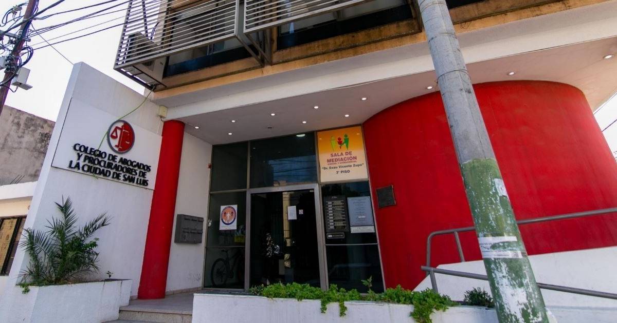 Cuestionan el proyecto de licencias para abogados: falta de consulta y temor a más demoras
