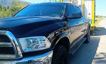 Secuestran en San Luis una camioneta buscada y que está a nombre de Cristina Kirchner