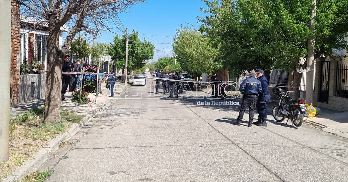 Falleció la mujer que fue apuñalada por su pareja en el Cerro de la ...