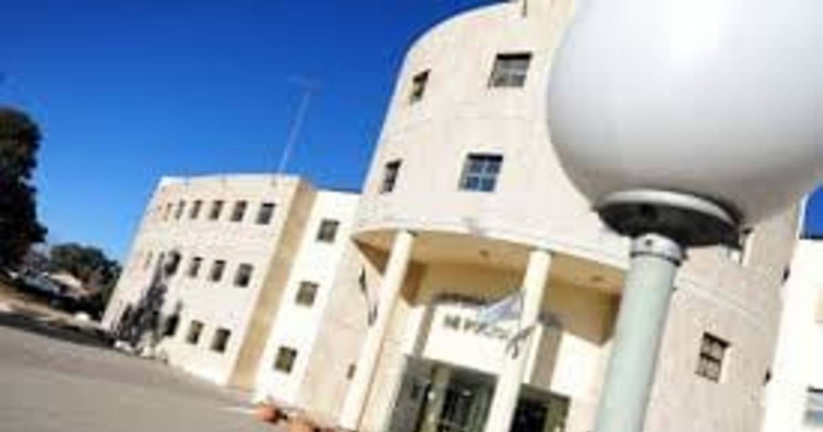 Una policía denunció pornoextorsión y asegura que la trasladaron cuatro veces en un mes