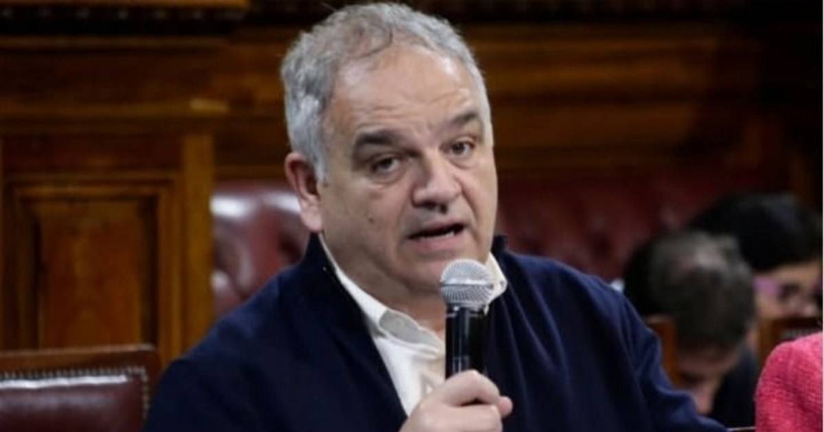 "Descuido injustificable": Salino firmó un pedido de informes por fallas en el aeropuerto