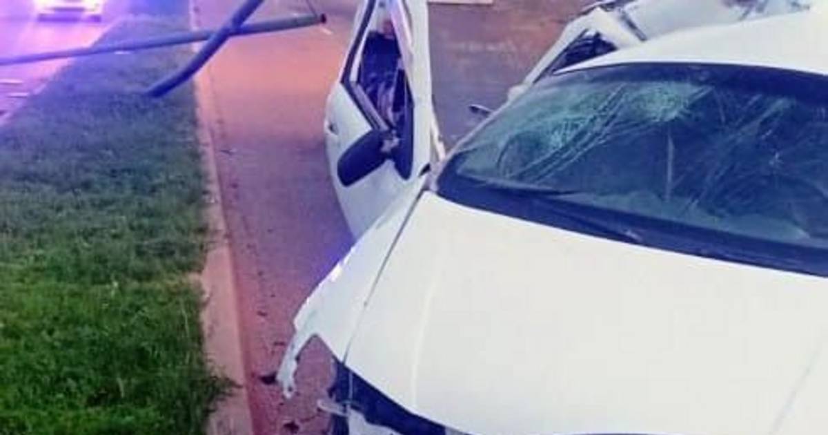 Dos jóvenes heridos en un choque en la Autopista 25 de Mayo: el ...