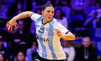 Con algunos minutos de Joana, La Garra volvió a perder 