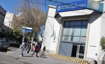 Sorpresa de fin de año: cientos de empleados encontraron dinero de más en sus cuentas